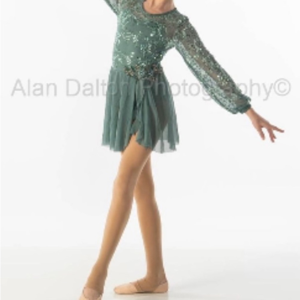 Green dance costume